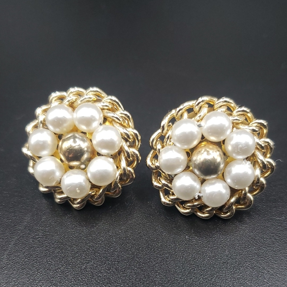 Vintage Goldtone and Faux Pearl Clip Earrings